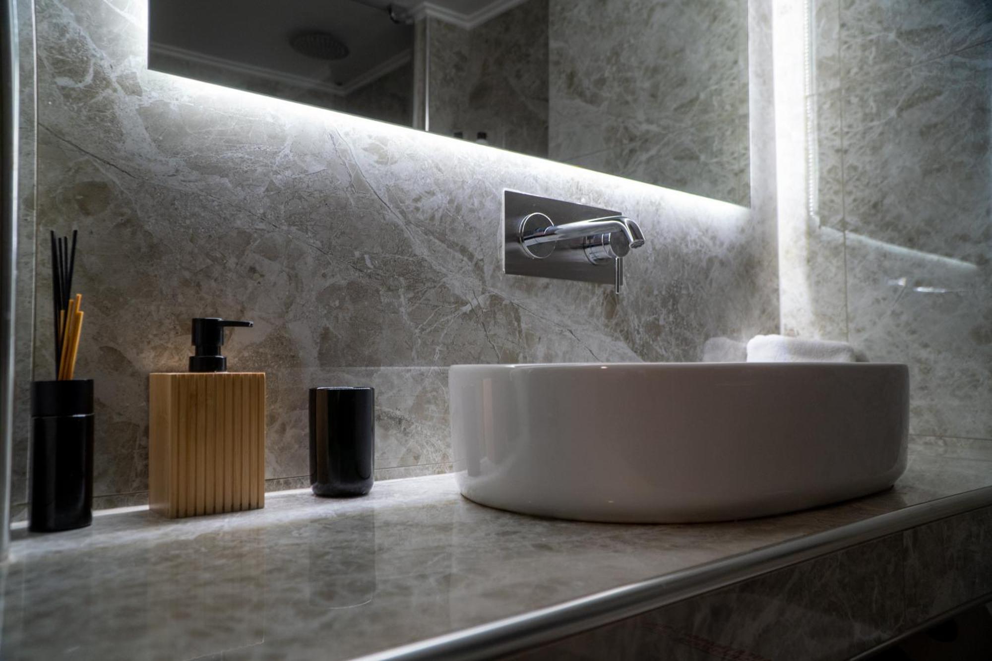 Kozani Home 01 ภายนอก รูปภาพ
