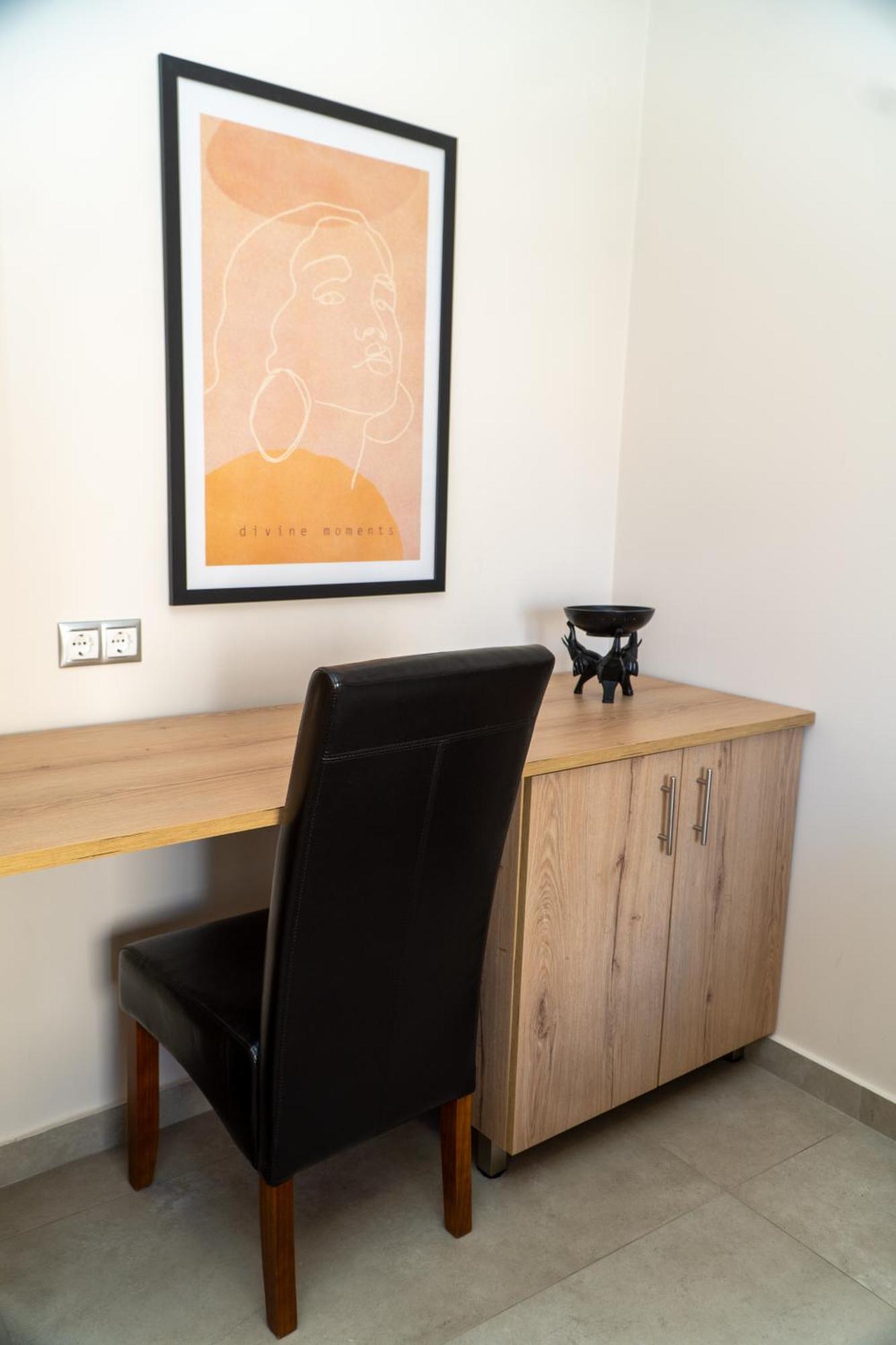 Kozani Home 01 ภายนอก รูปภาพ
