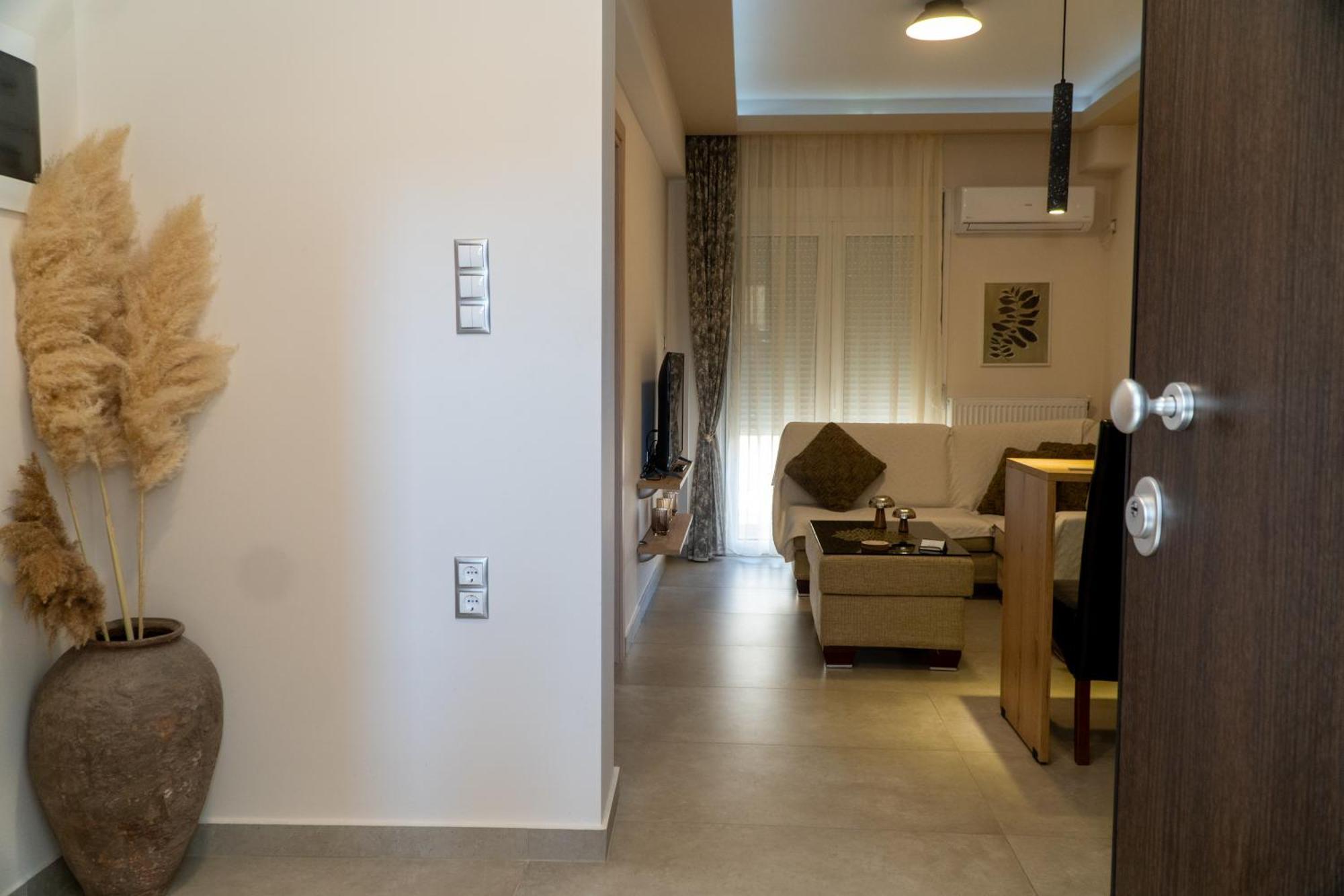 Kozani Home 01 ภายนอก รูปภาพ